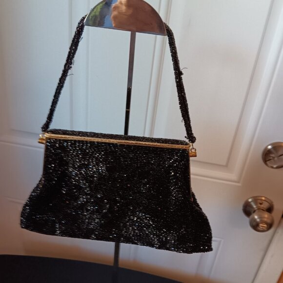 Vintage Women's black micro beads gold tone hardware handbag - Picture 4 of 7